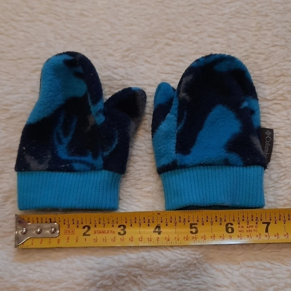 Columbia 2t blue camo print fleece mittens